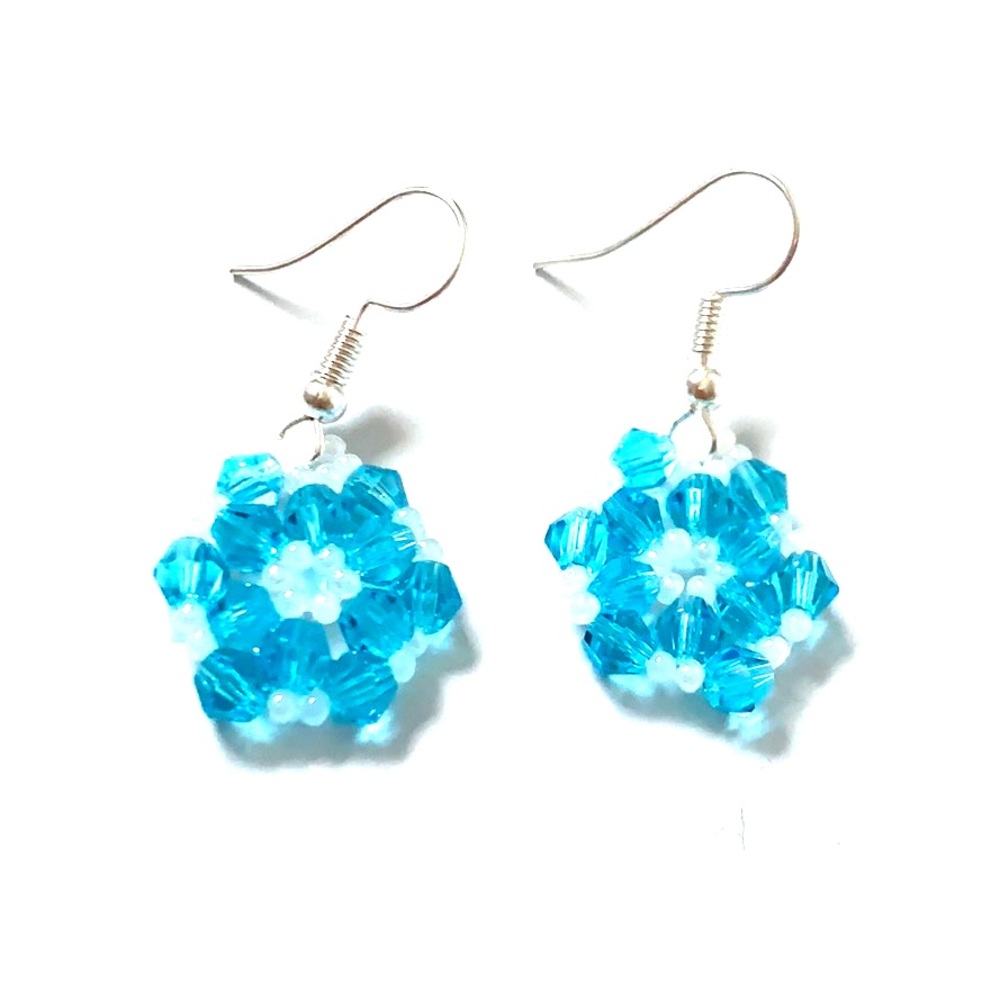 NWT Hand beaded Pinwheel dangle earrings